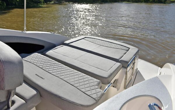 J-CANESTRARI 275 SPORTCRUISER - Imagen 2